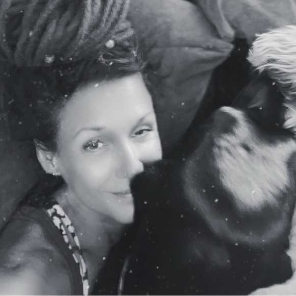 Meet your Posher, Denie - Picture 7 of 9